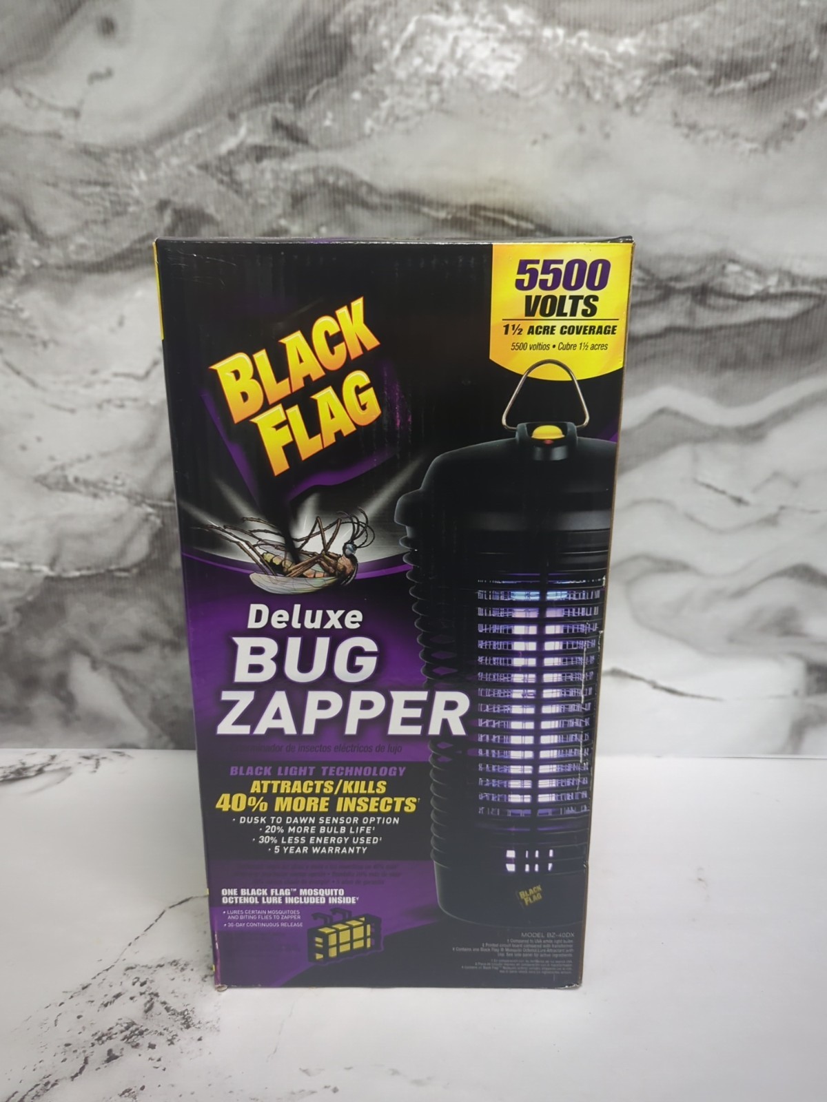 Black Flag BZ-40DX Deluxe Bug Zapper 5500V 1.5 Acre Black Light Mosquito Killer