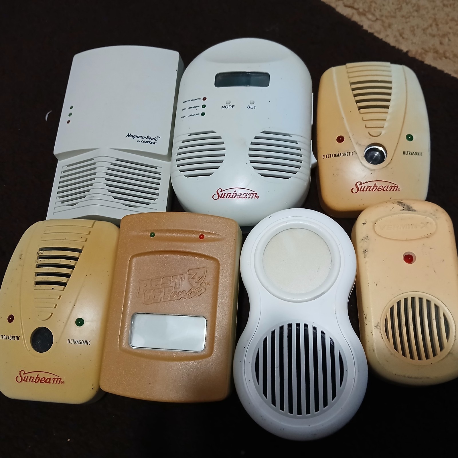 7PCS Ultra-Sonic Mosquito, Rat, Spider, Bug And Pest Repellent No-pestz Plug In
