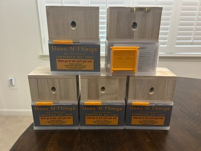 BEES N THINGS Carpenter Bee Trap Outdoor Wood Pest Control Catcher 5 TRAPS NEW