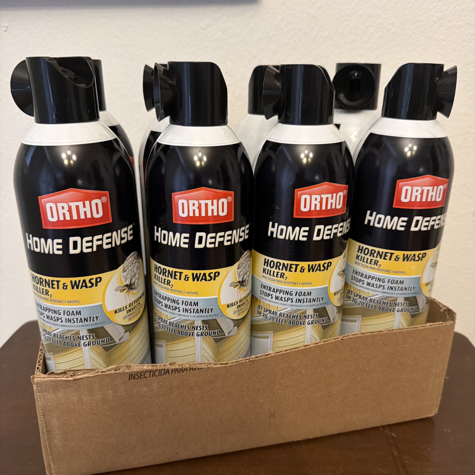 ORTHO Home Defense Hornet & Wasp Killer – 16 Oz (8 pack) Entrapping Foam, New