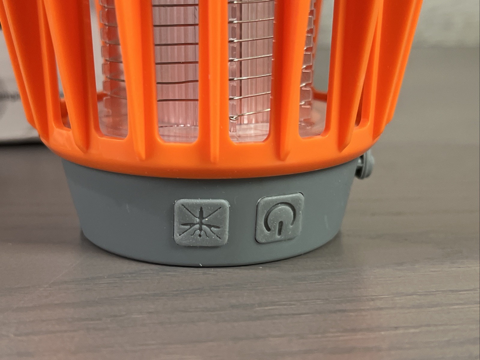 Boundery Bug Bulb 2 in 1 Camping Lantern Electric Bug Zapper Light Bulb NIOB
