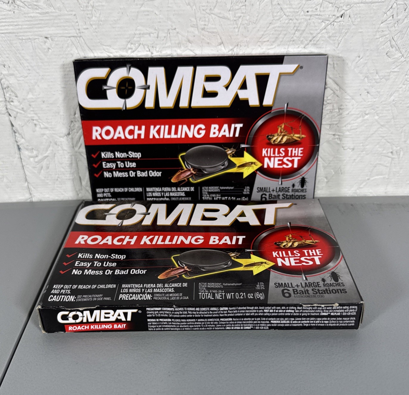 2 COMBAT Roach Killing Bait Kills Small & Large Roaches Non-Stop 6 Bait Stations
