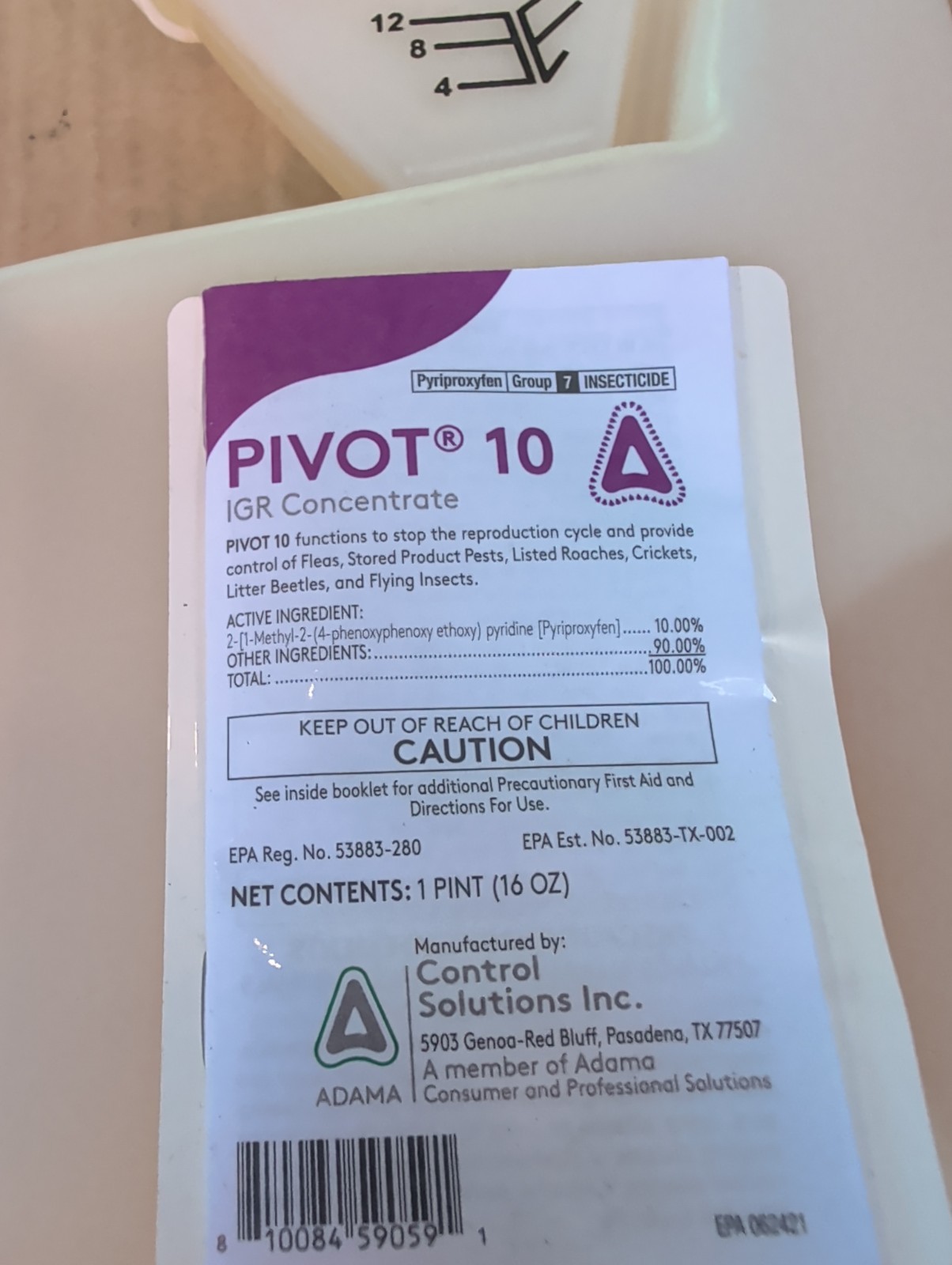 Pivot 10 IGR Concentrate – 16 fl oz Bottle by Control Solutions