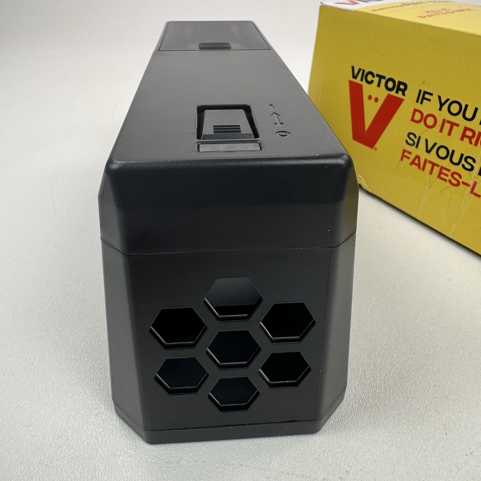 Victor M241B Indoor Electronic Rat Trap For Home – Black (Open Box)