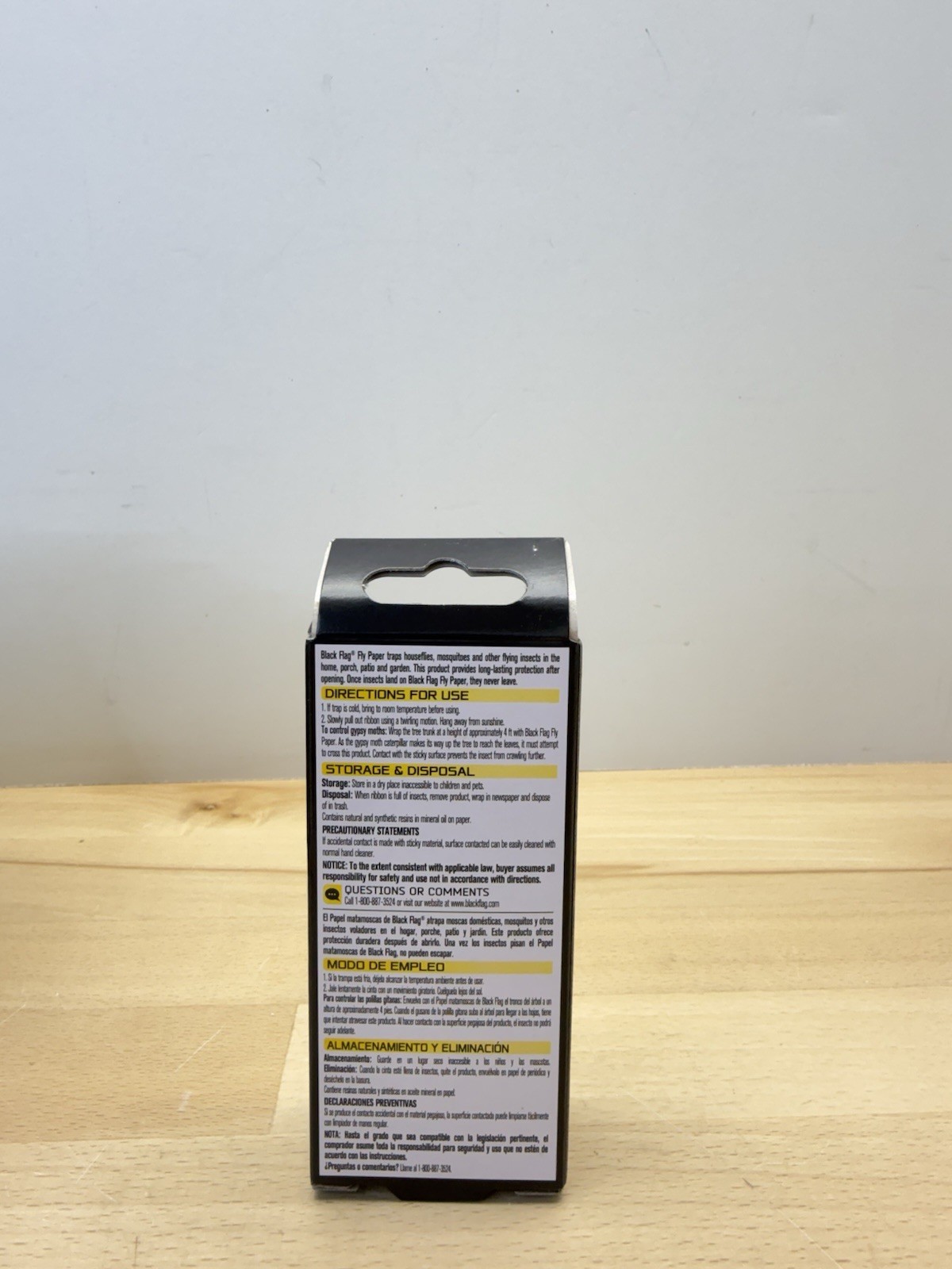 Black Flag Fly Paper Insect Trap (48 Traps) 12 Boxes Of 4 Each (Flying Insects)