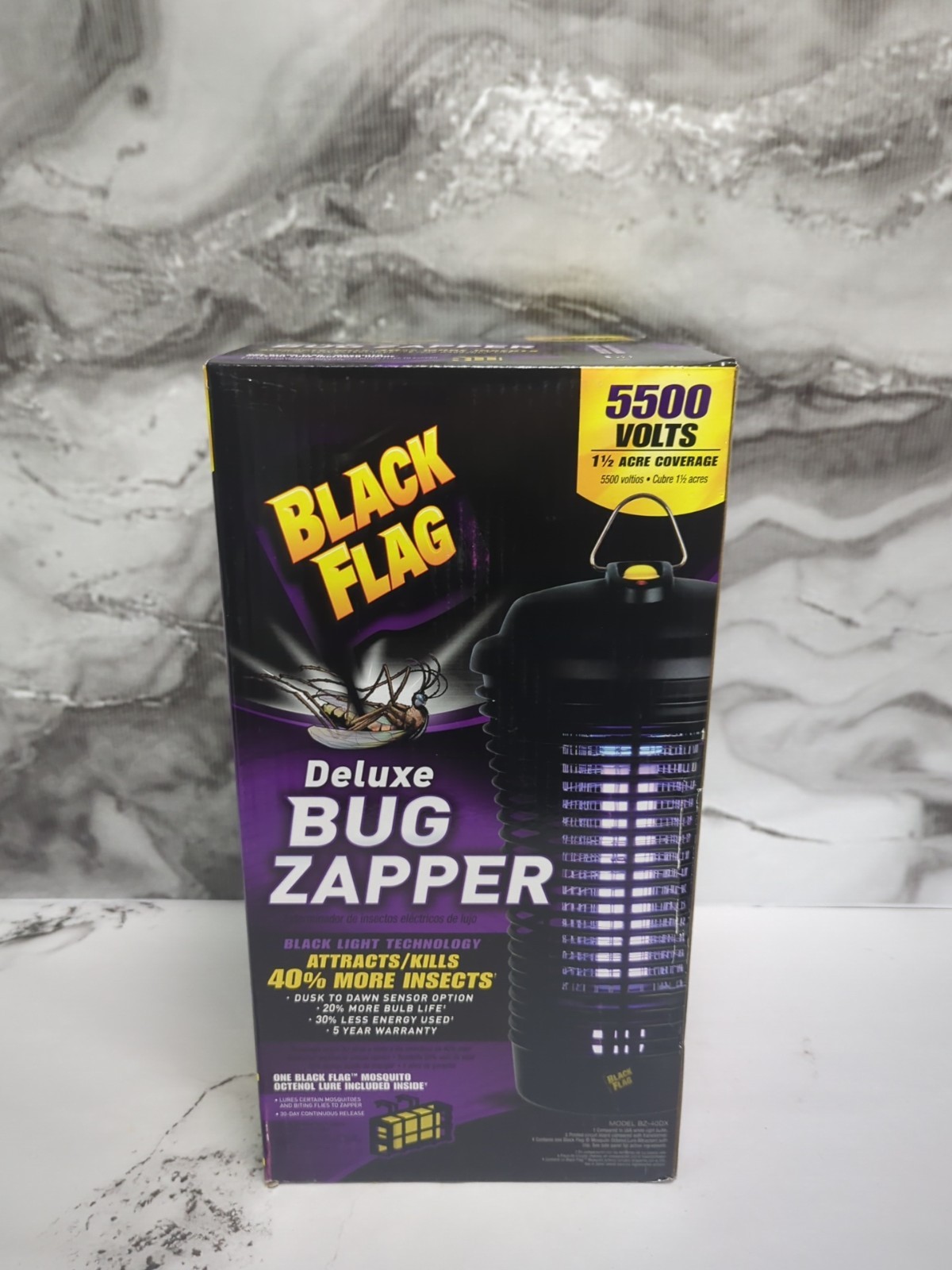 Black Flag BZ-40DX Deluxe Bug Zapper 5500V 1.5 Acre Black Light Mosquito Killer