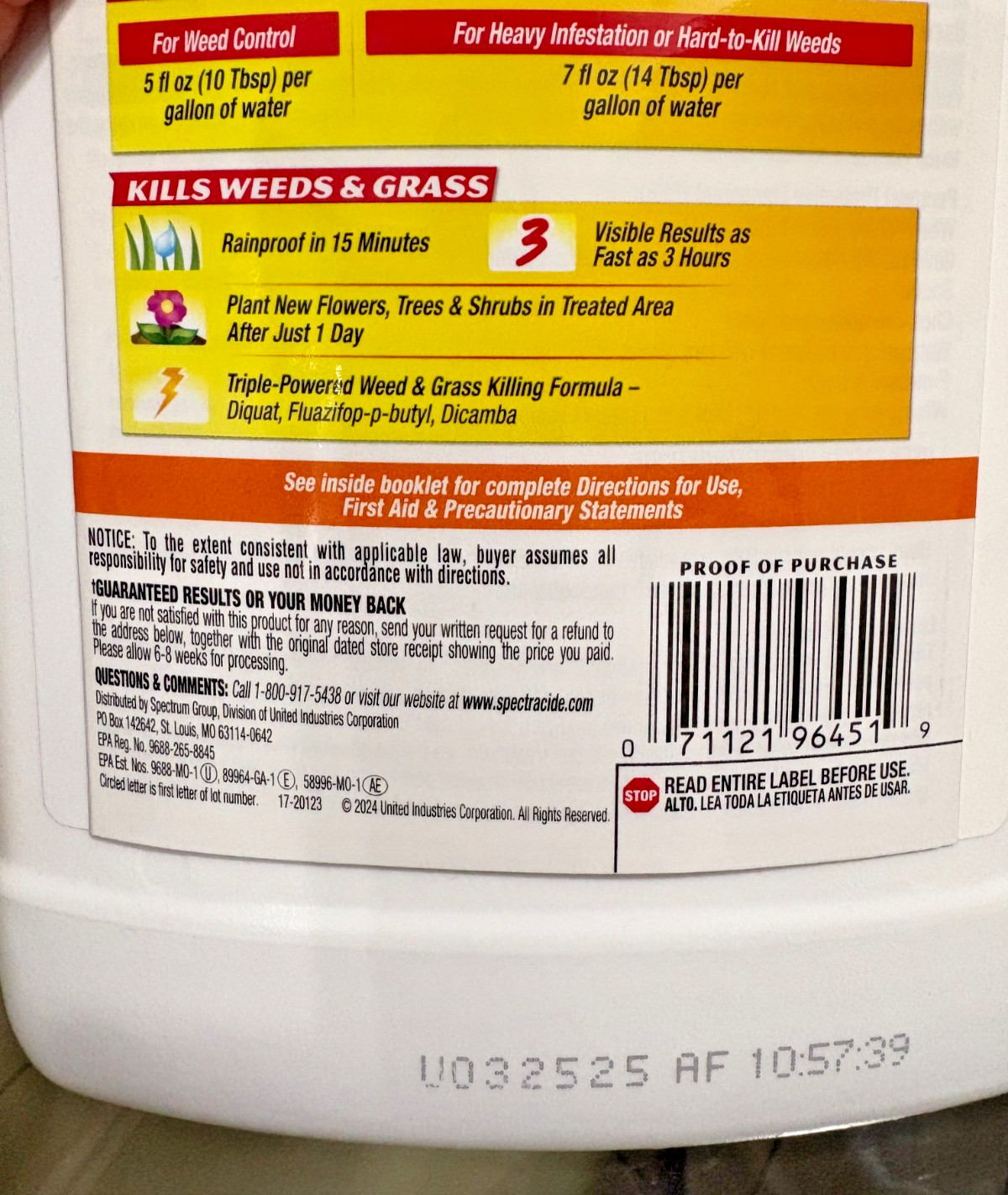 Spectracide Weed & Grass Killer Concentrate 64 Oz Herbicide Kills Root Fast