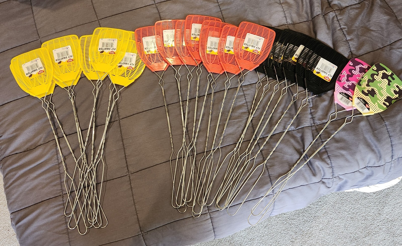 Willert R37.24 Enoz Assorted Colors Plastic Mesh Head Fly Swatter (Pack of 24)