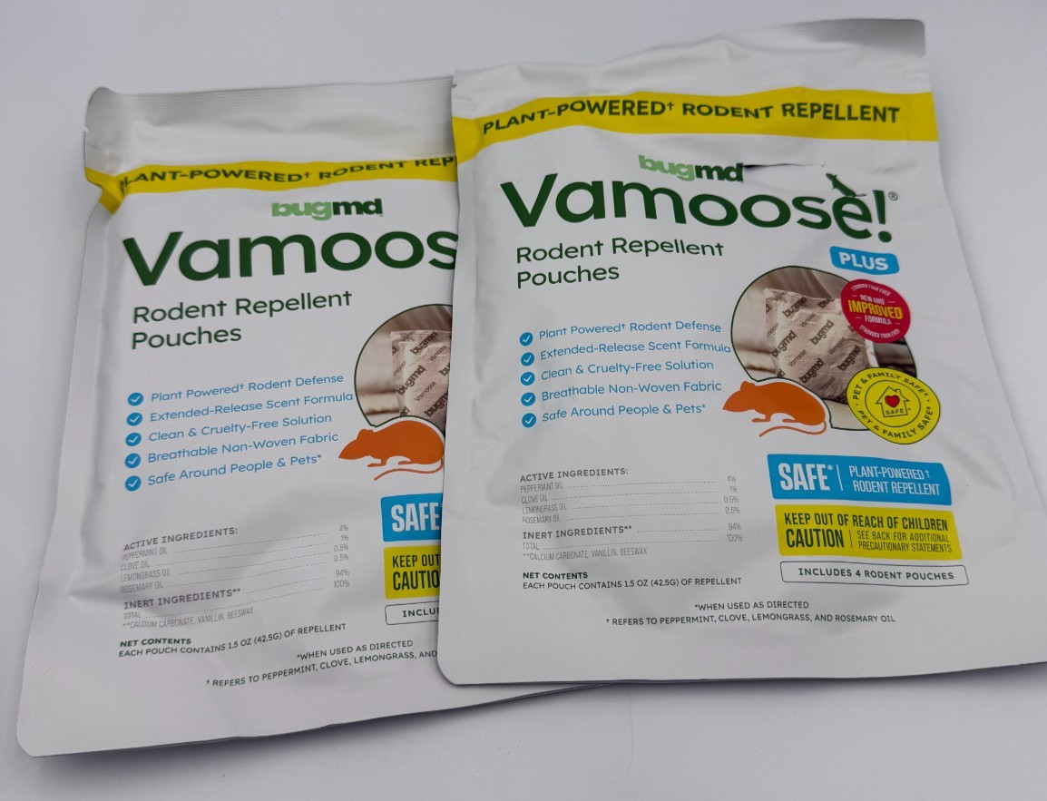 BugMD Vamoose! Plus Rodent Repellent Pouches Set of 2 Packs (8 Pouches Total)