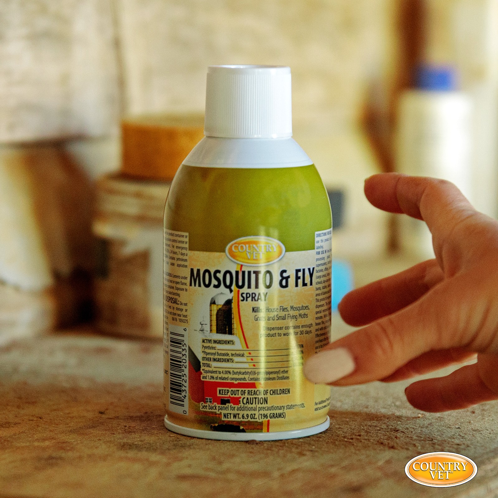 Country Vet Metered Mosquito and Fly Spray 6.4 oz cans 342033CVA
