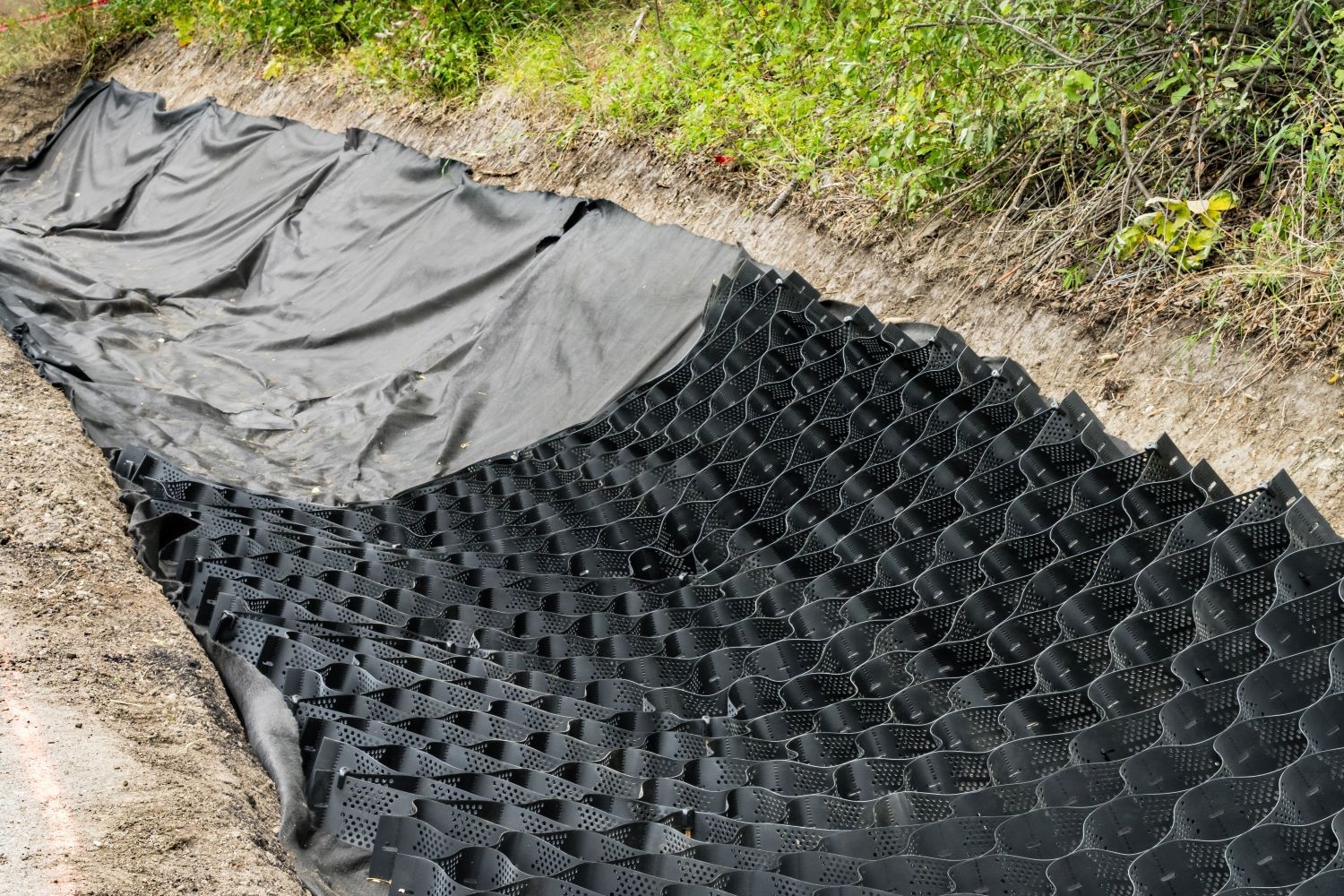 Geogrid & Geocell Underlayment Fabric | Non-Woven Geotextile(8 oz) – USA Made