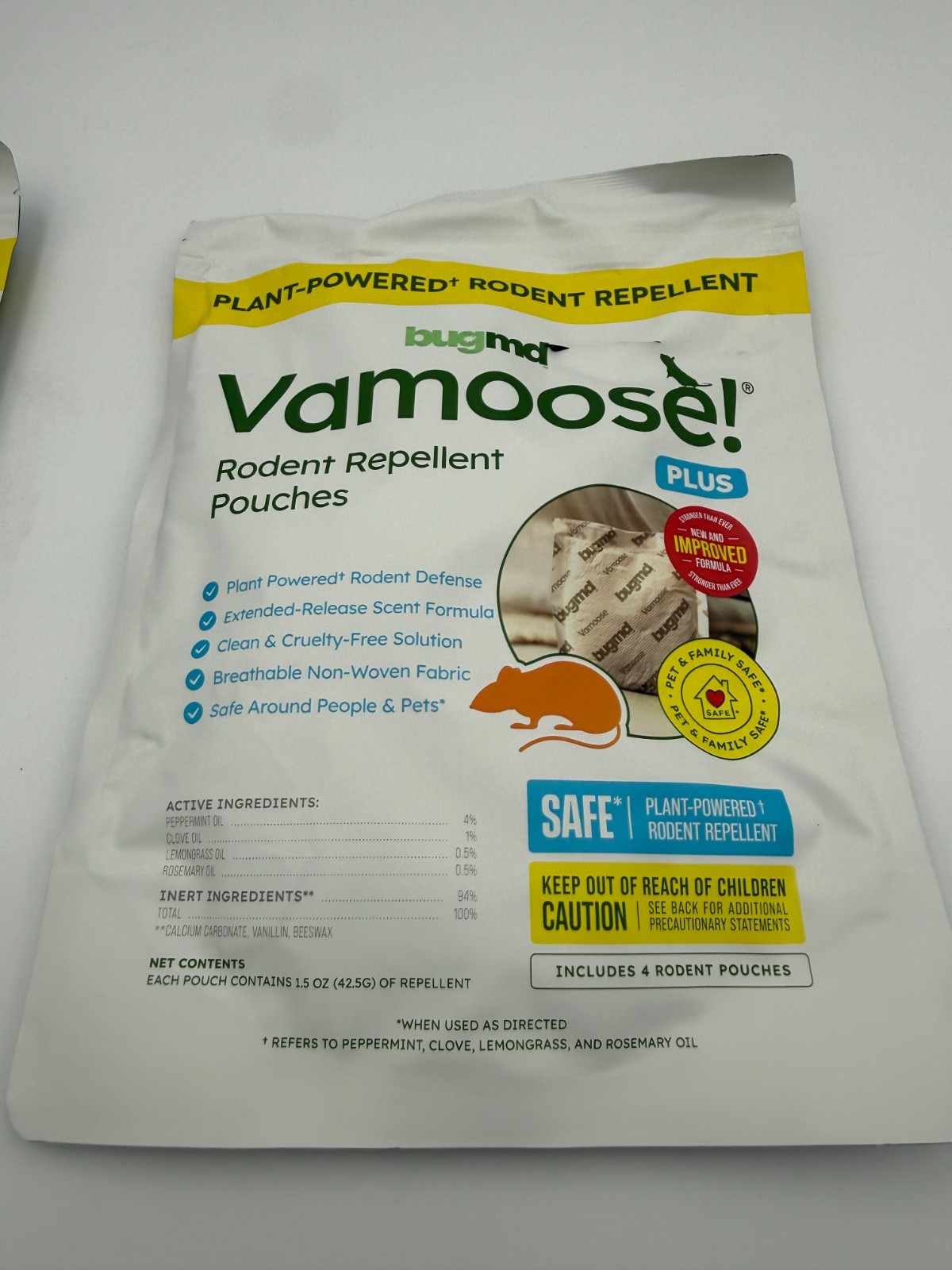 BugMD Vamoose! Plus Rodent Repellent Pouches Set of 2 Packs (8 Pouches Total)