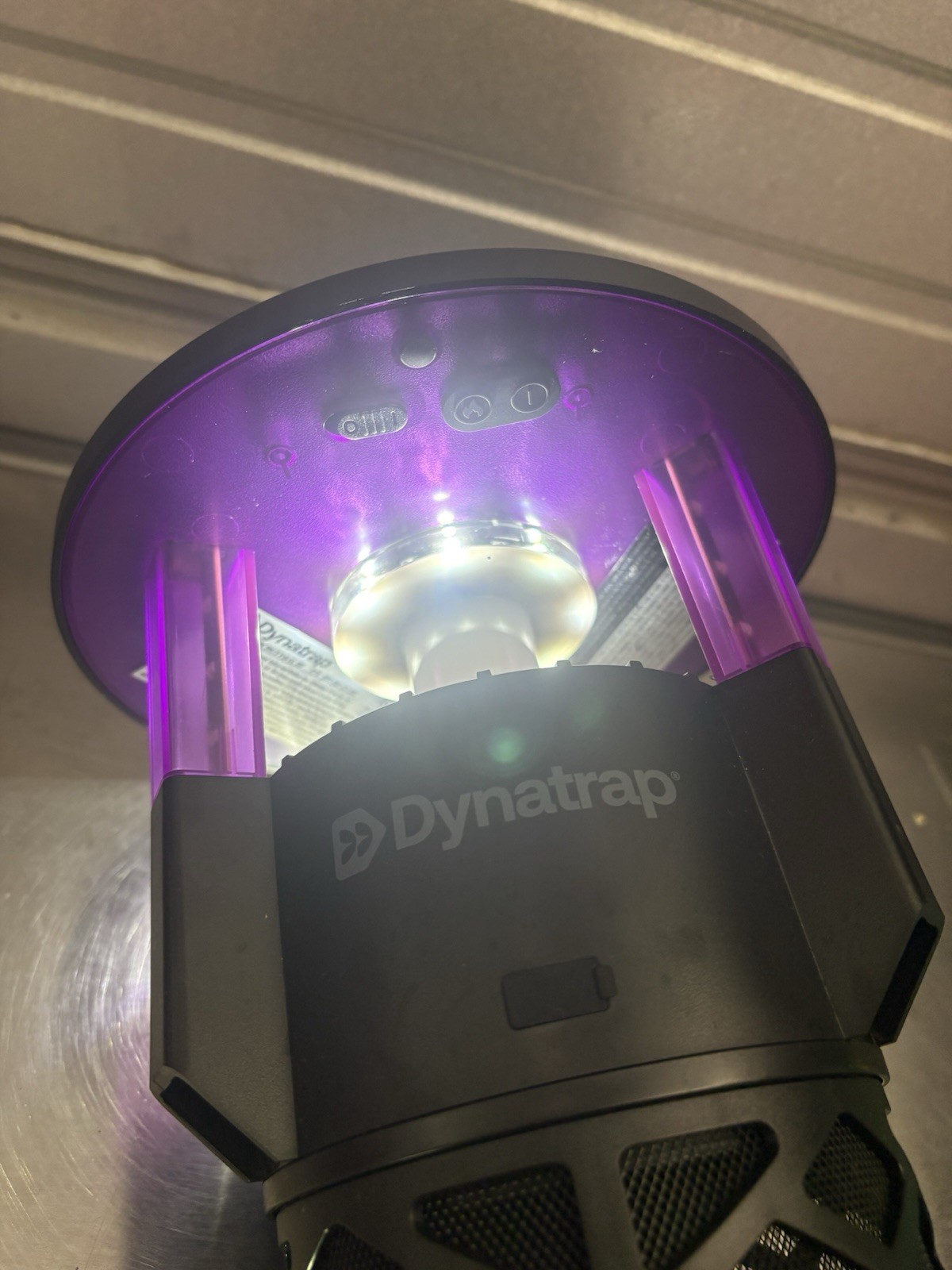 Dynatrap Solar Outdoor Bug Trap Mosquito Insect Killer 1/4 Acre UV LED