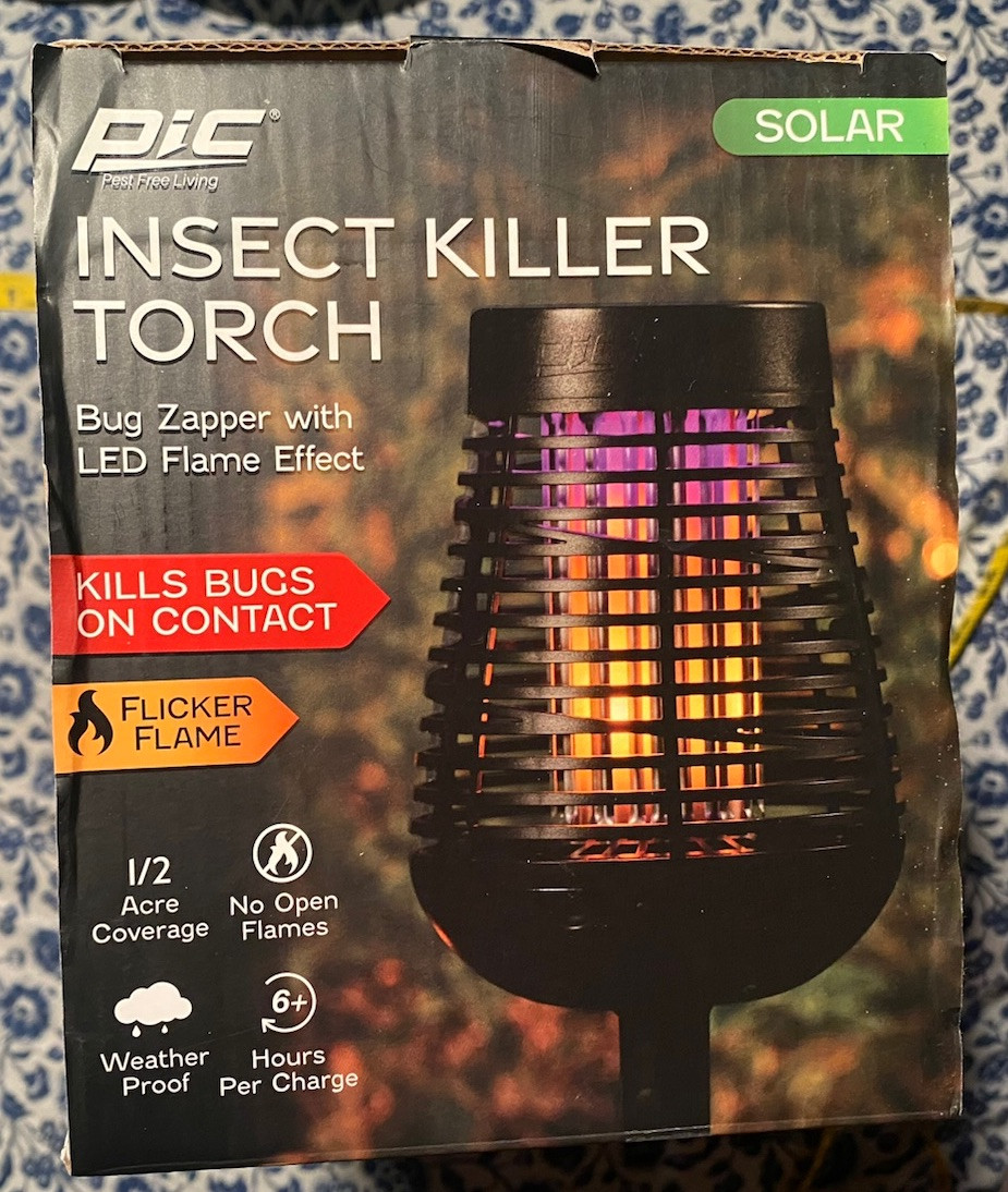 PIC Solar Insect Killer Torch LED Flame Effect 600 Volt Bug Zapper Pathway Light