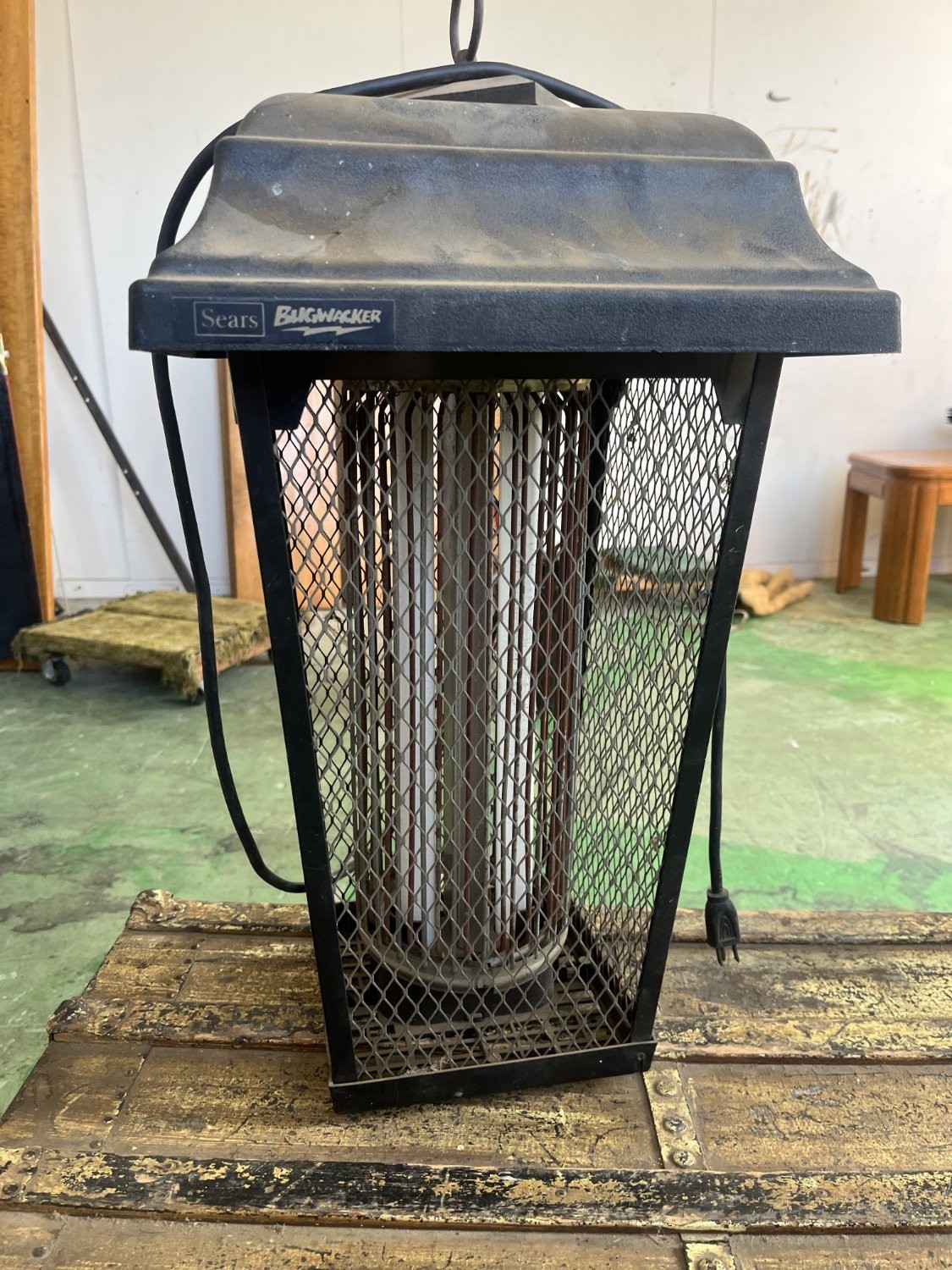Vintage Sears Bugwacker Electric Bug Zapper Large Black Metal Plastic Lantern