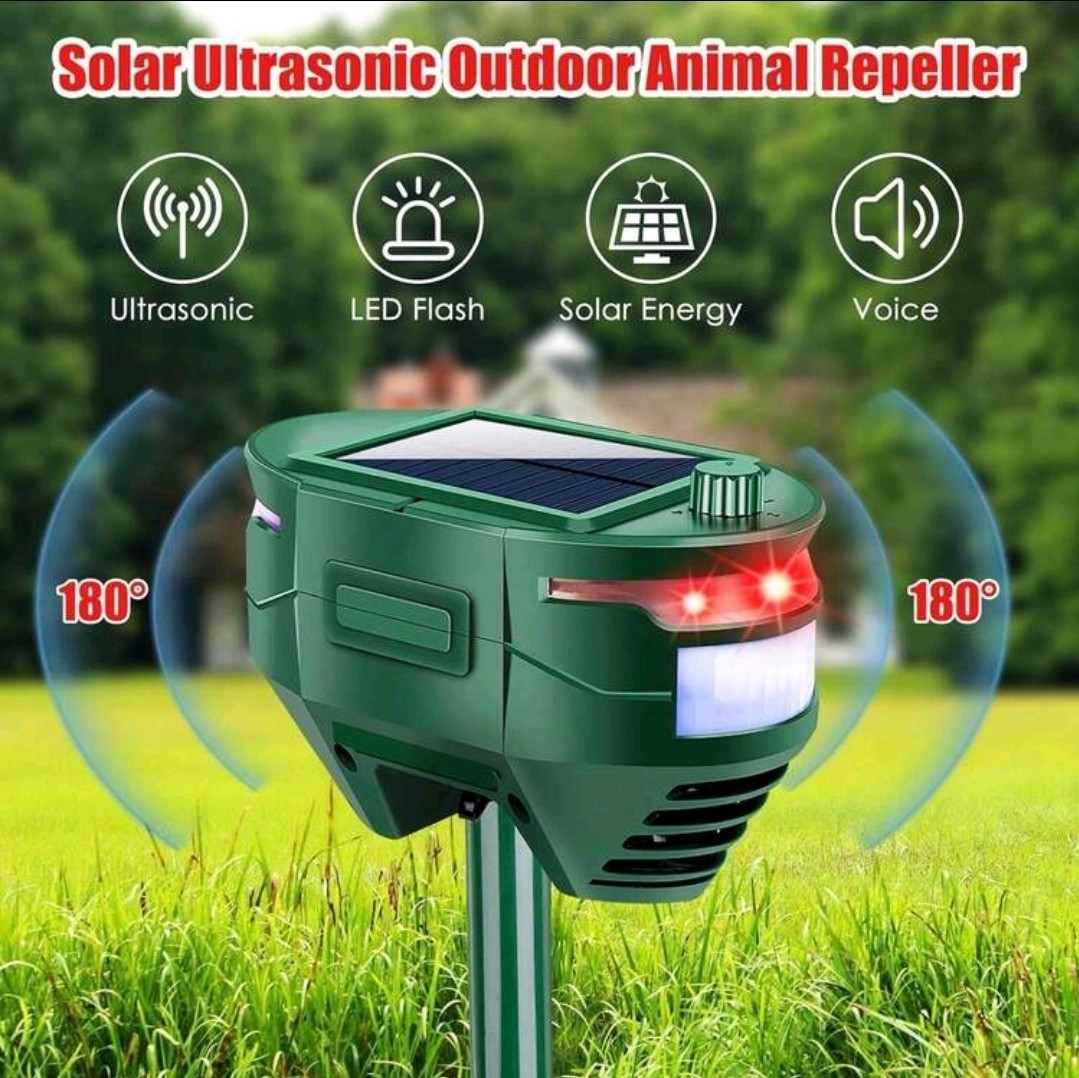 1 PCS Solar Powered Ultrasonic Animal Repellent Motion Sensor With 4 Adjustable