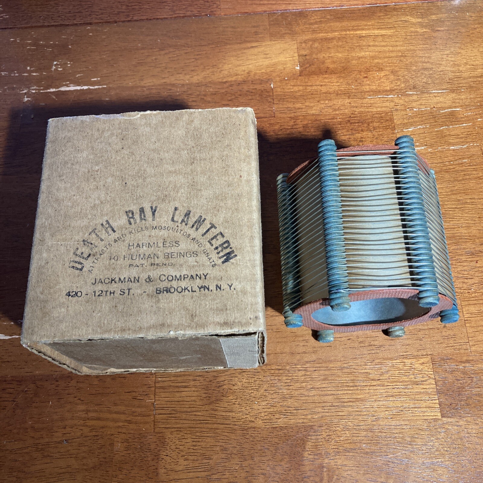 Rare Antique Death Ray Lantern Bug Zapper Light Bulb w Original Box