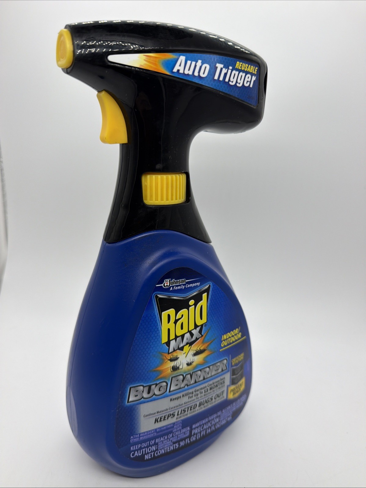 Raid Max Bug Barrier for Indoor Outdoor 30fl oz W/ Auto Trigger Prevent Bugs