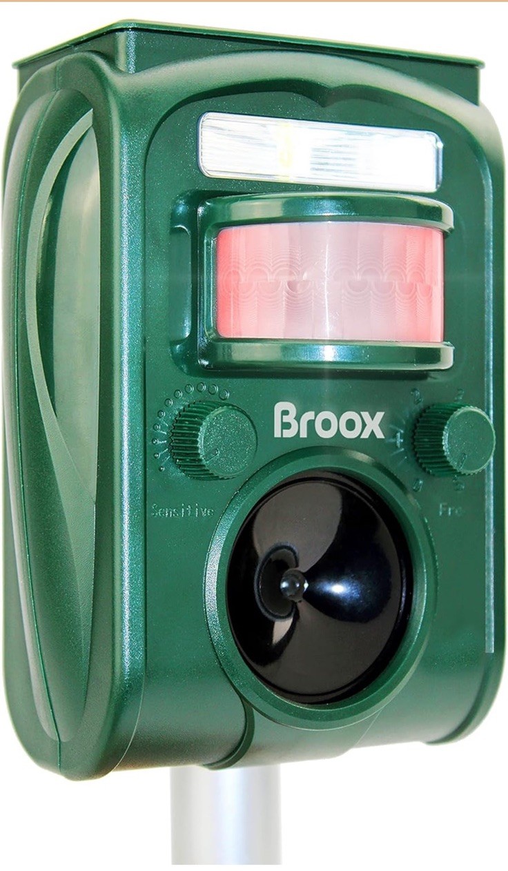 Broox 2026 Upgraded Solar Animal Repellent