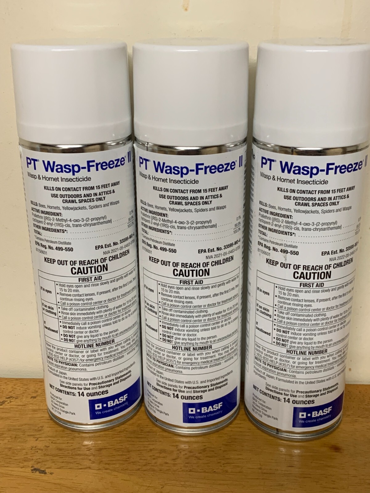 PT Wasp Freeze II Wasp Hornet Spray( 3 Cans) Yellow Jackets BASF 14oz