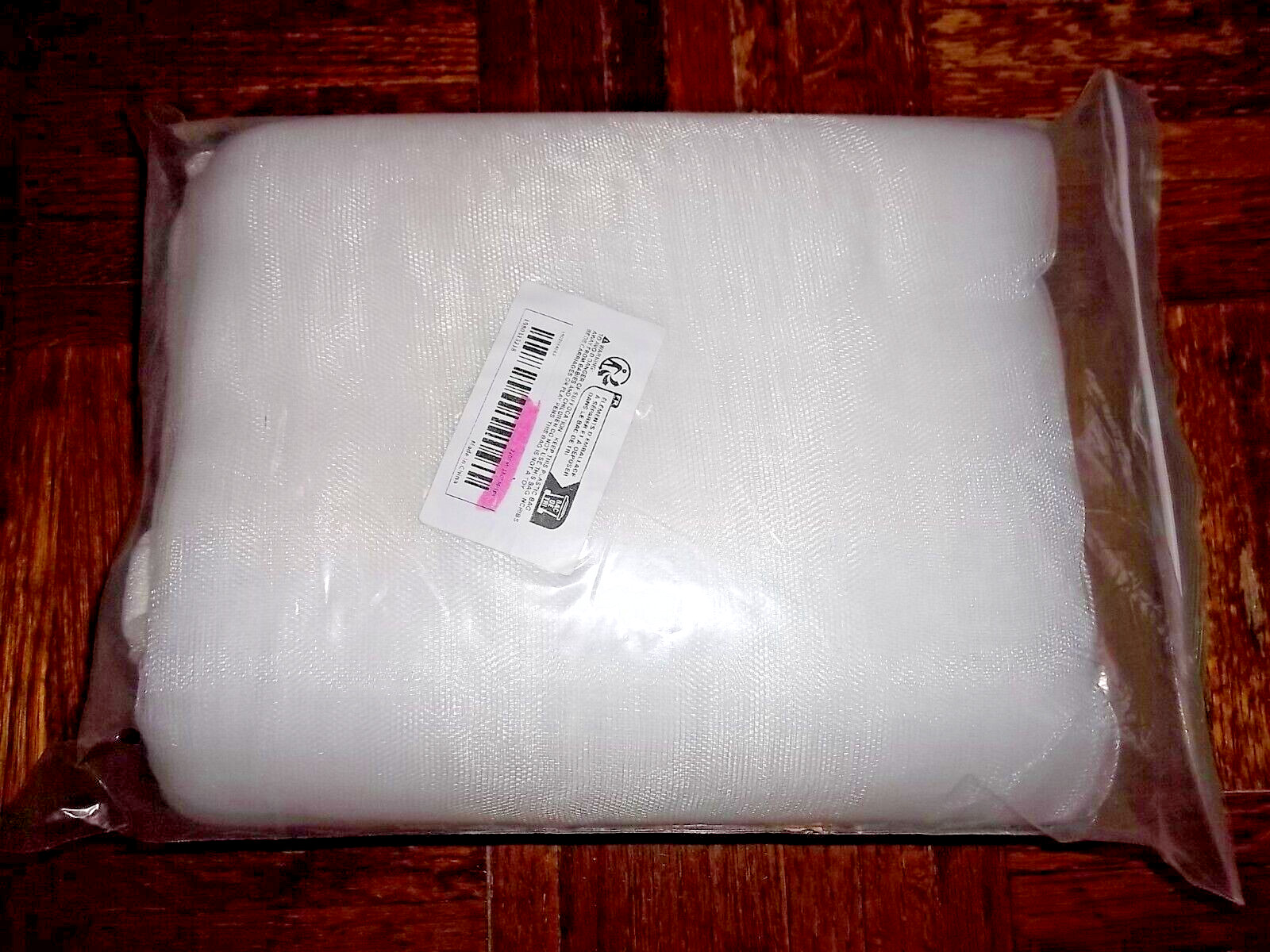 New Fruit Tree Netting 7 X 6 FT (86.6 in x 70.9 in) Net Drawstring and Zipper