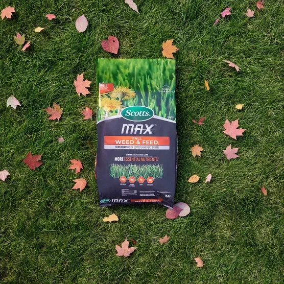 Scotts MAX Fall Weed & Feed Premium Formula 14,000 Sq Ft 39.50 lbs