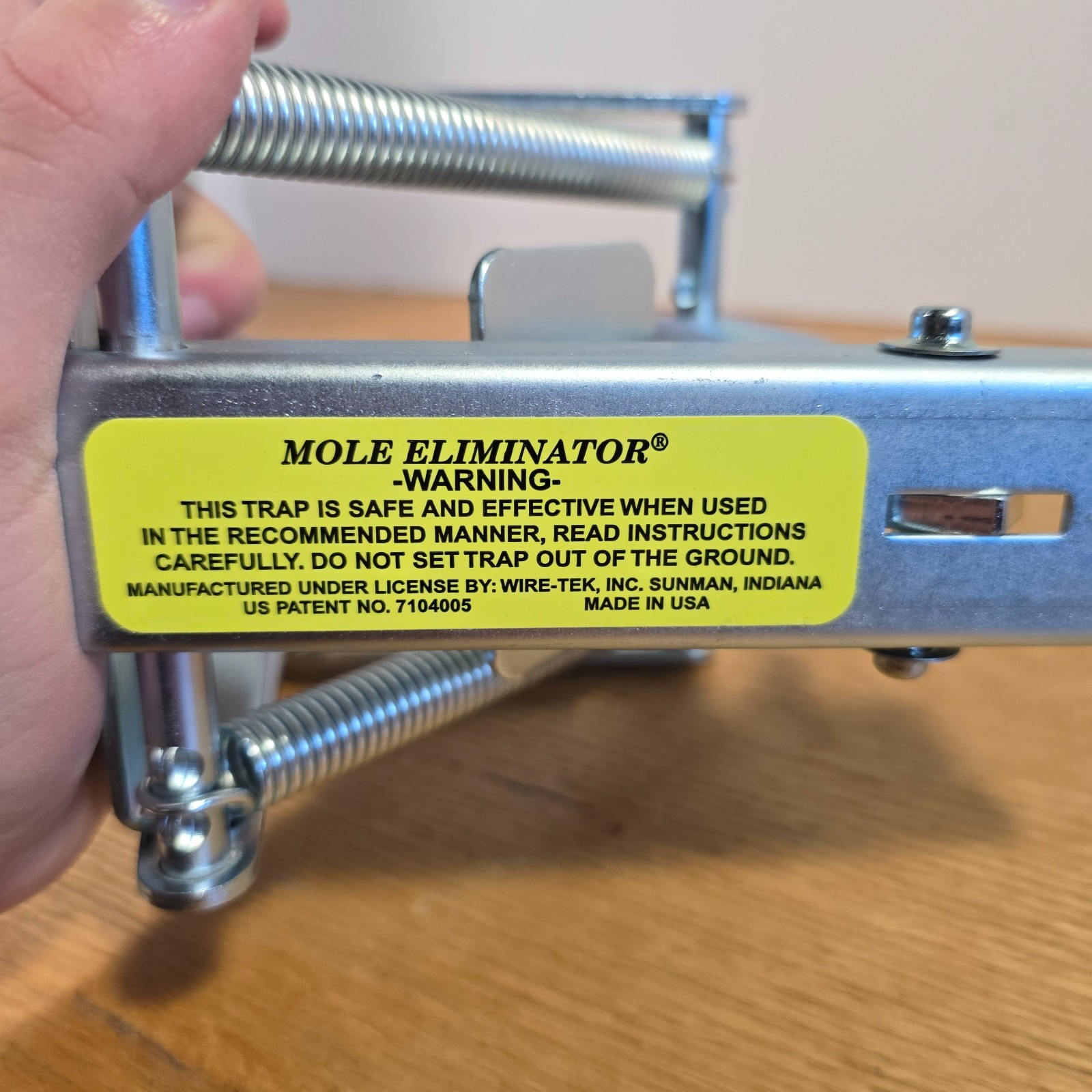 1 Wire Tek 1001 Easy Set Mole Eliminator Mole Trap Lawn Care Made in USA