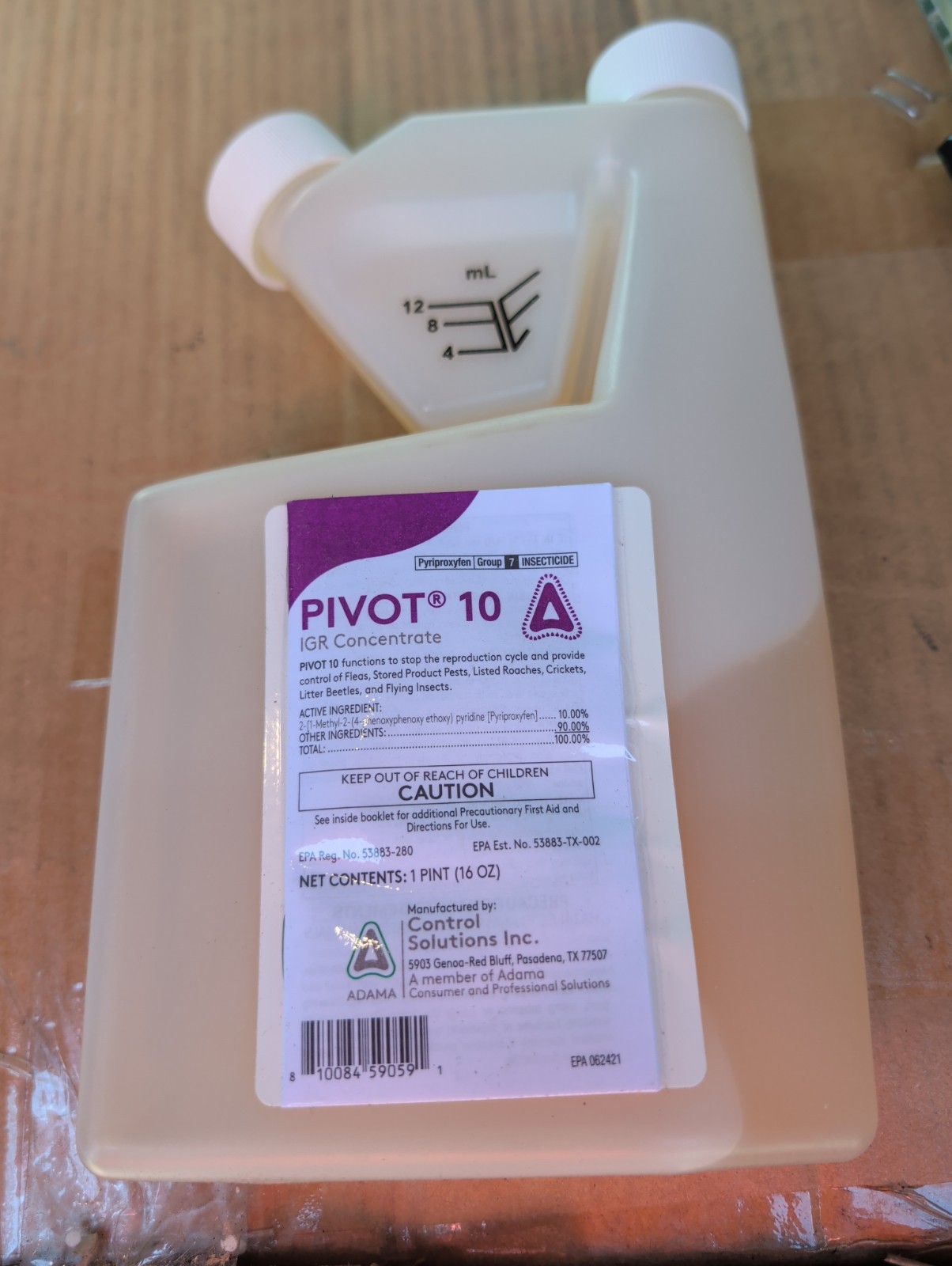 Pivot 10 IGR Concentrate – 16 fl oz Bottle by Control Solutions