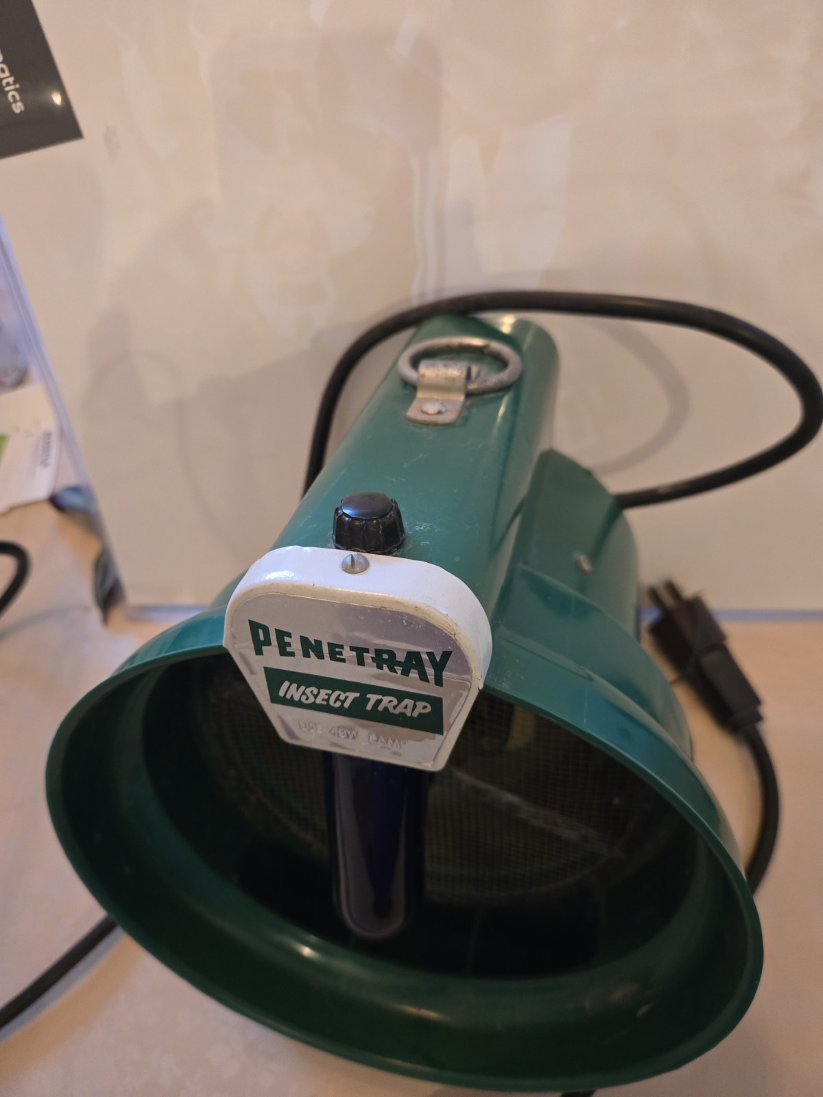 Penetray Electric Insect Trap Bug Zapper, Green Plug-In Unit