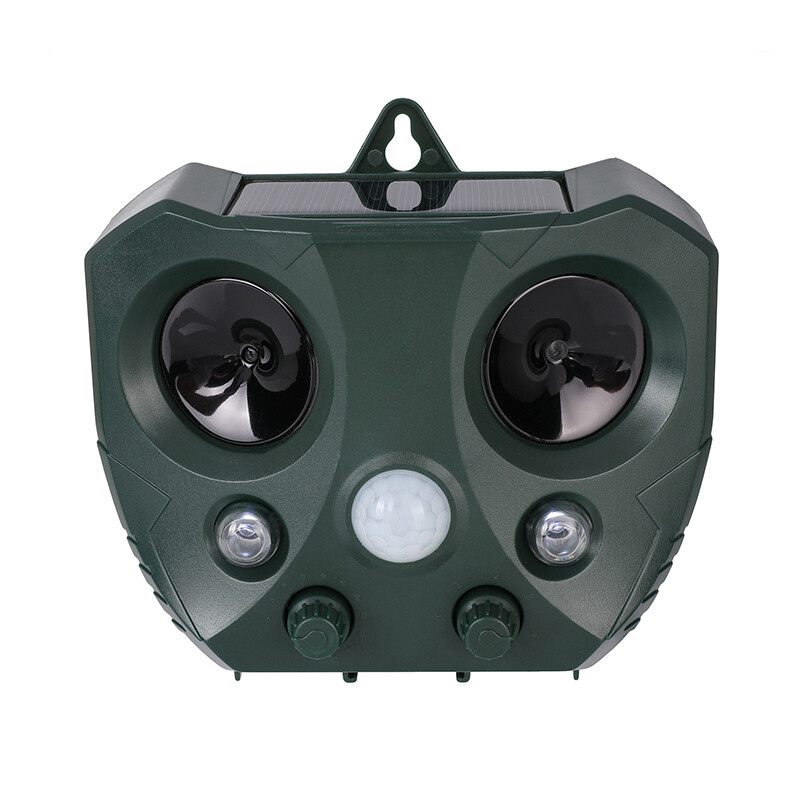 1-3PCS Solar Ultrasonic Animal Repellent Dog Cat Skunk Deer Raccoon Repeller