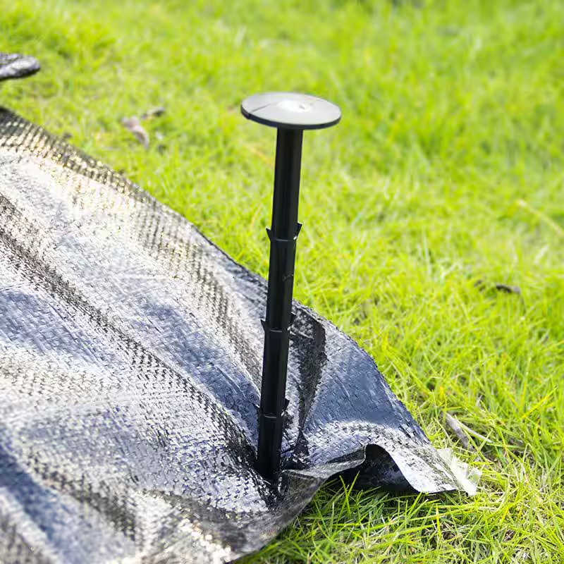 6 in. H Black Plastic Garden Stakes Landscape Staples Sturdy Weedmat Pins for We