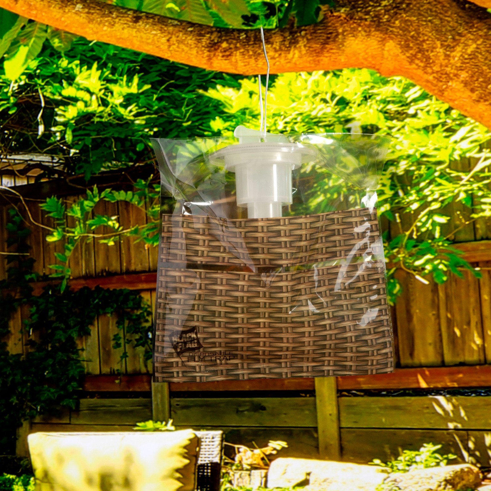 Black Flag Disposable Outdoor Insect catcher Fly Trap 3 Count Lot